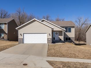 3849 46th Ave NW, Rochester, MN 55901