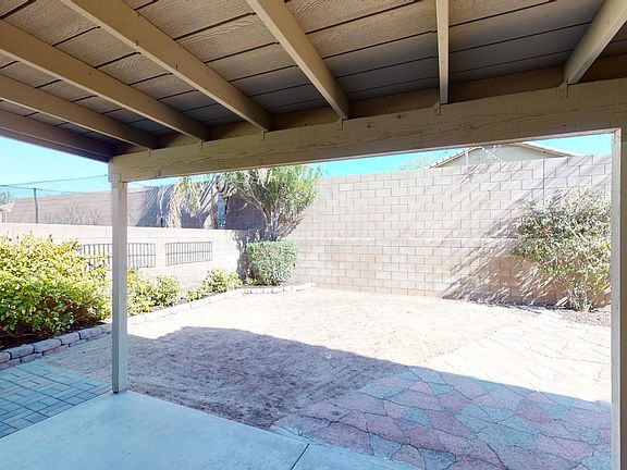 4th image of 9556 N Winter Wren Ave