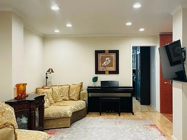 40 Brighton 1st Rd APT 2O, Brooklyn, NY 11235