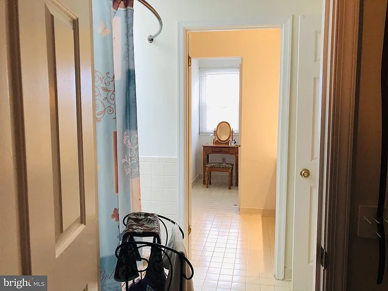 Sunflower Cir — Photo 28