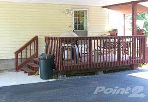 Piney Neck Lewis Side Patio