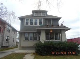 2265 N 67th St, Wauwatosa, WI