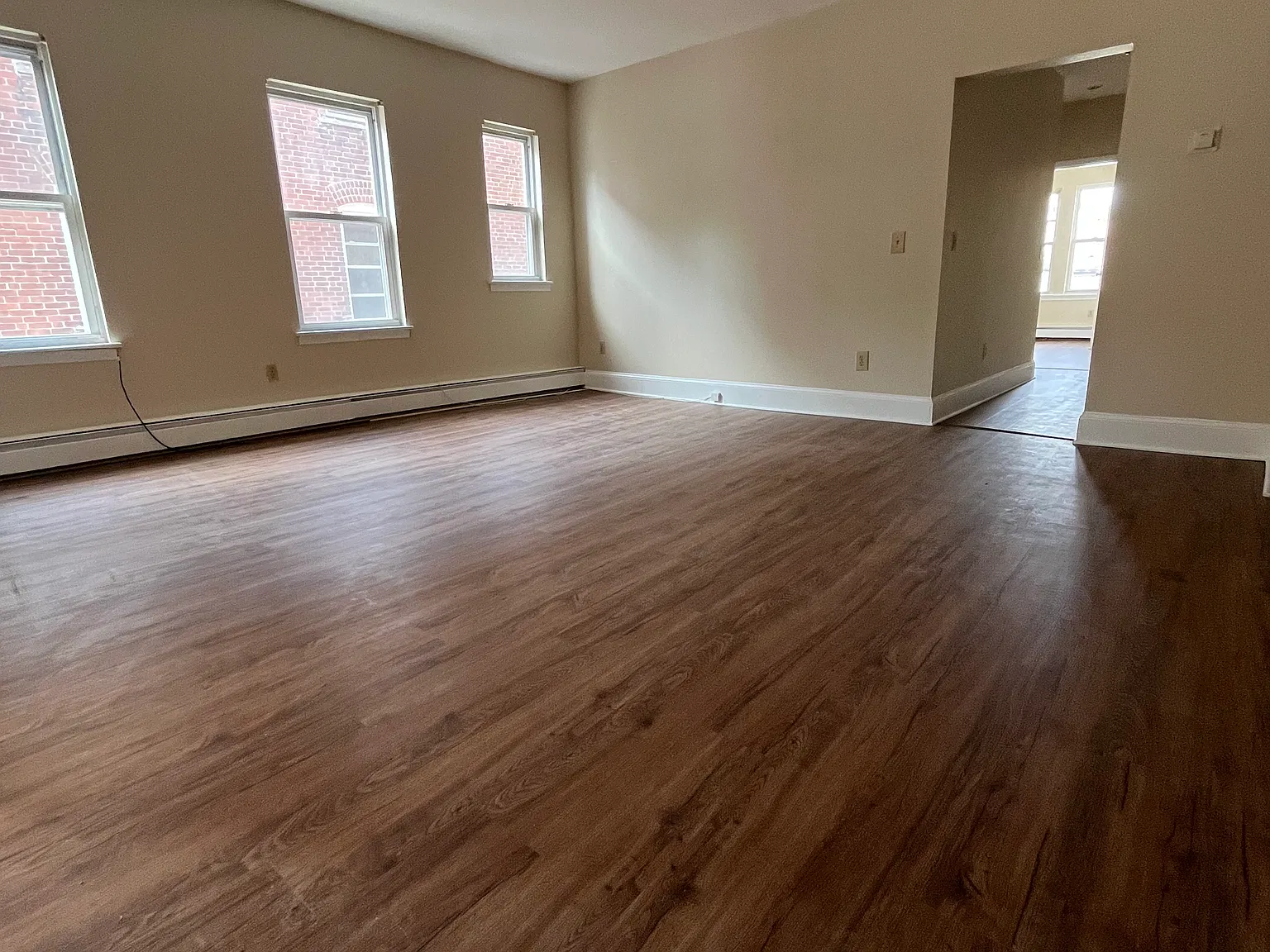 2 bed, 850 sqft, $1,395 — Photo 1