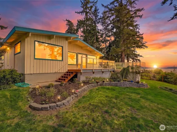 1246 SW Camano Drive, Camano Island, WA 98282
