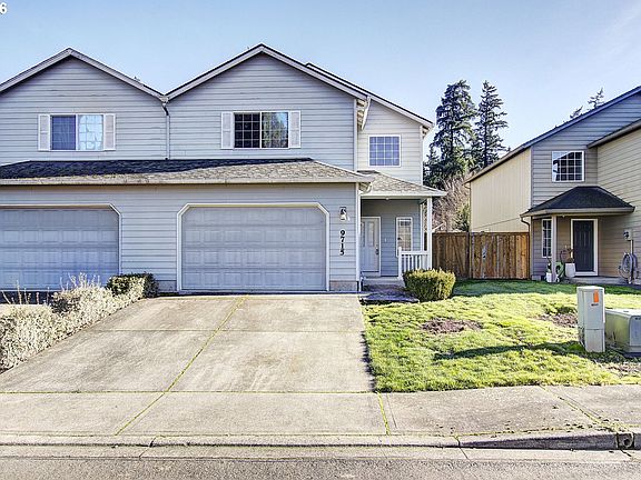 2nd image of 9715 NE 19th Pl