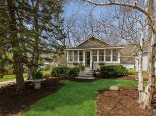 1044 67th St, Windsor Heights, IA 50324