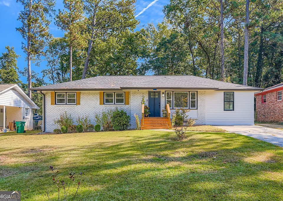 1st image of 1084 Longshore Dr