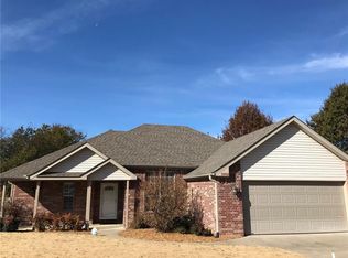 5102 Roxbury Way, Springdale, AR 72762