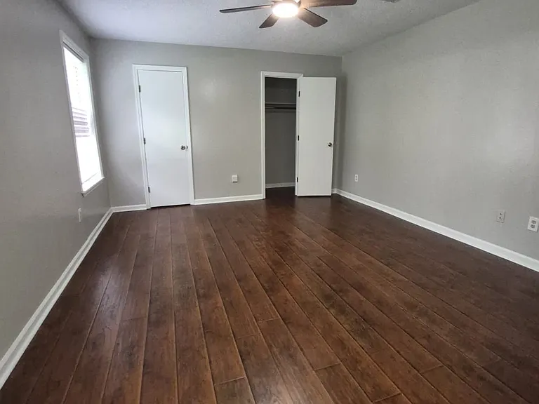 326 Nottingham Way — Photo 14