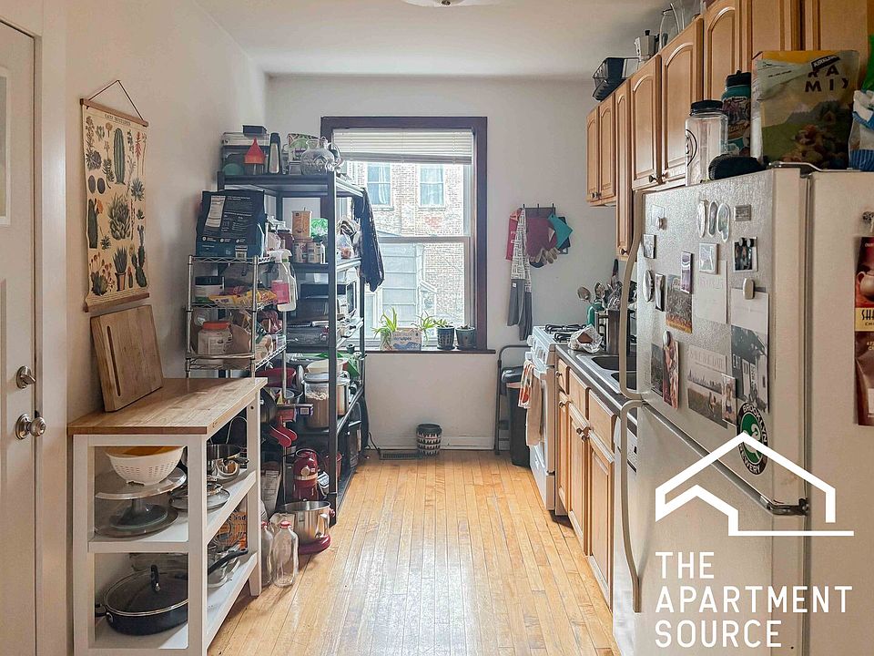 1st image of 4921 N Hermitage Ave APT 1