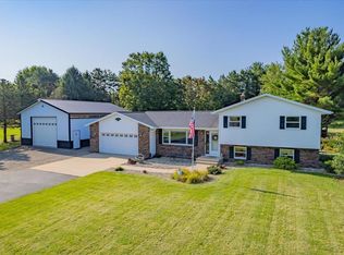 2765 Happy Valley Rd, Sun Prairie, WI 53590