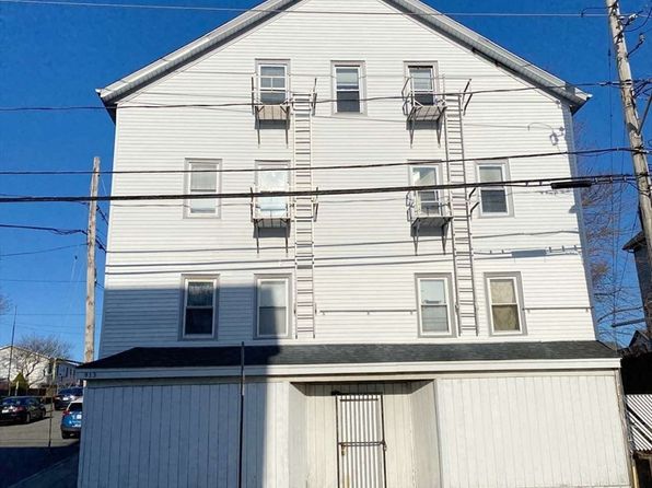 913 Rodman St #3S