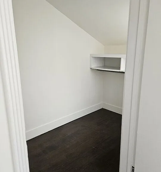 2226 Zoe Ave #B — Photo 8