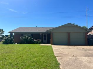 2517 Elwood Dr, Edmond, OK 73013