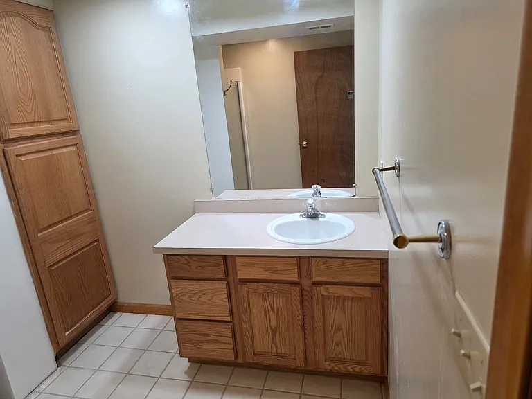 Basement full bath