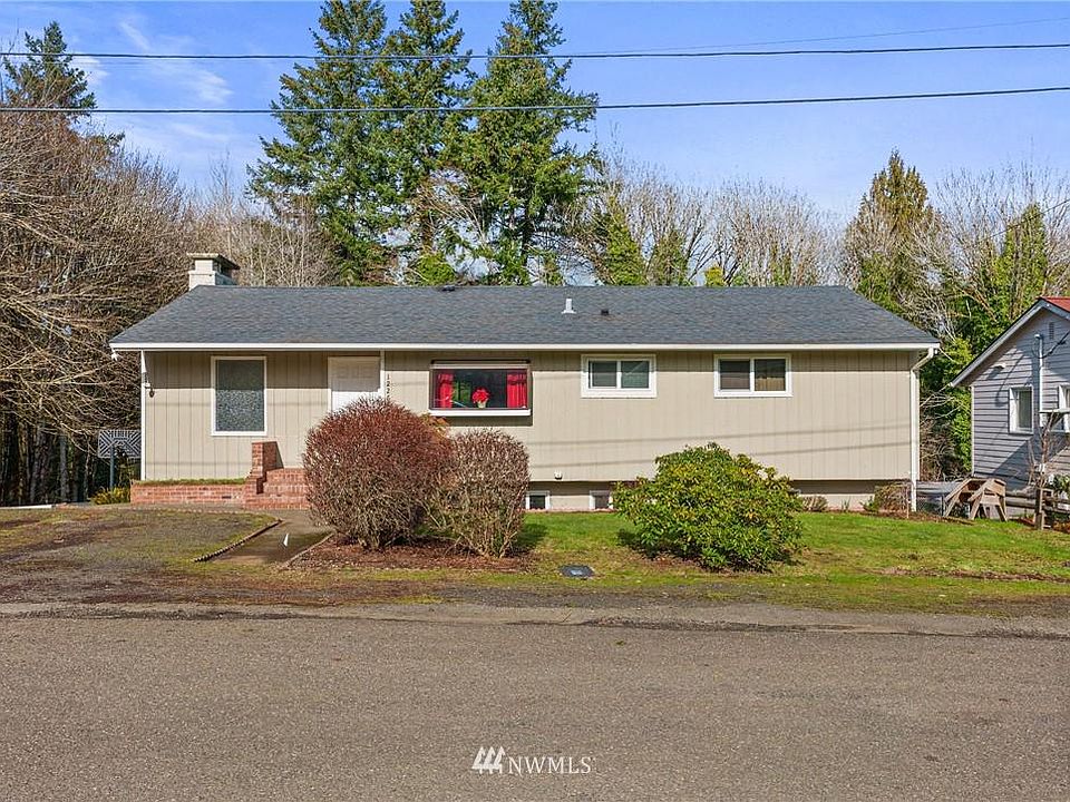 1st image of 1226 Bayview Ave