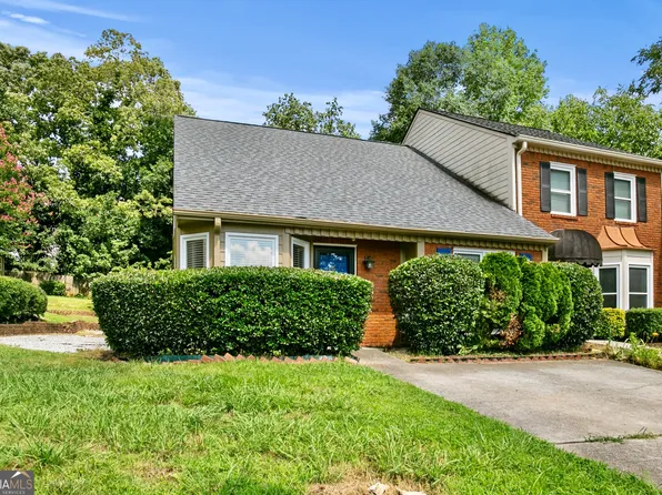 1140 Magnolia Way SE, Smyrna, GA 30082