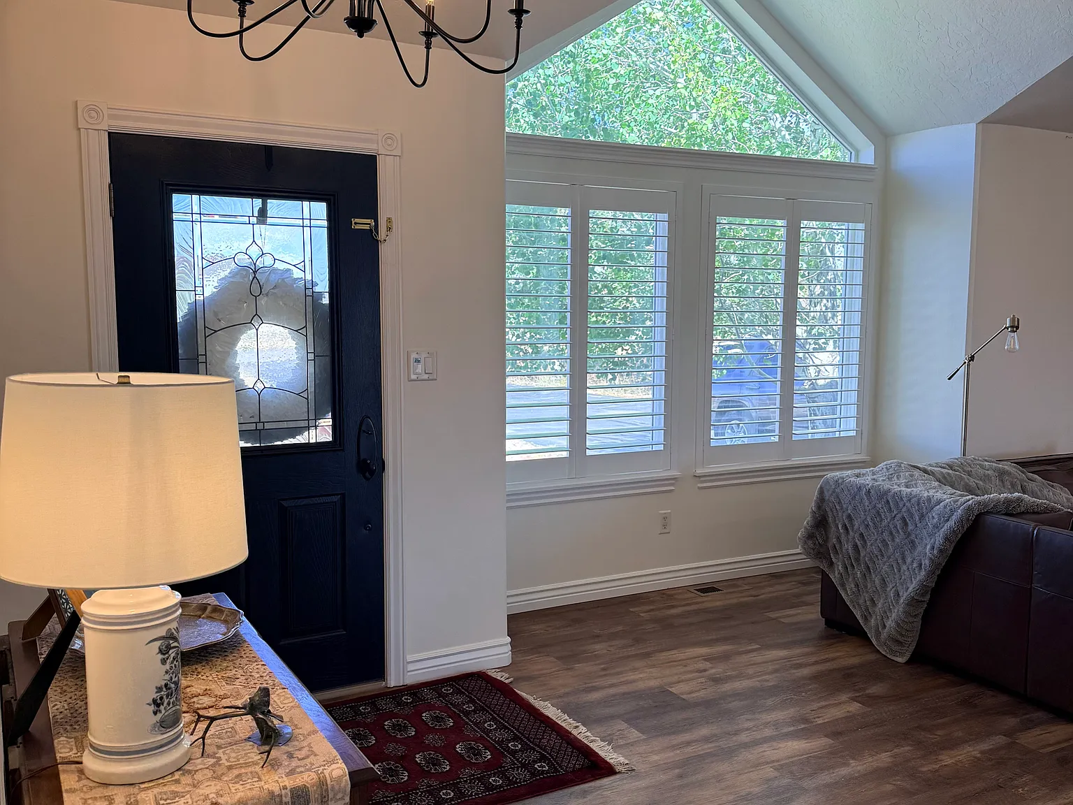 5 bed, 3252 sqft, $3,300 — Photo 2