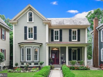 275 W Court St, Doylestown, PA, 18901