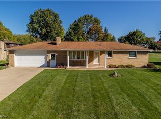 5195 Broadview St NE, Louisville, OH 44641