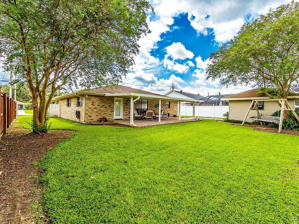 203 Deer Run Dr, Schriever, LA 70395 Zillow