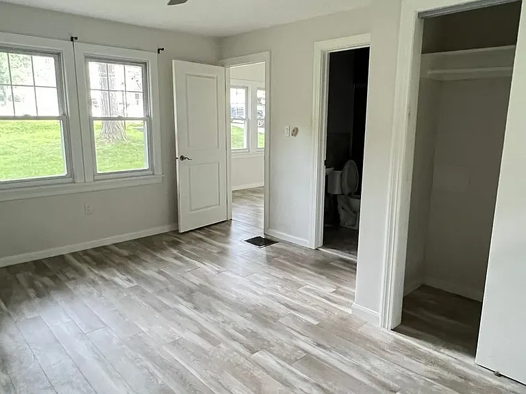 8940 Harmony Dr — Photo 2