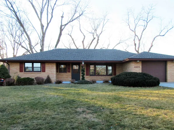 1801 Walnut St, Yankton, SD 57078