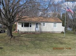 1114 Calla Rd E, Poland, OH 44514