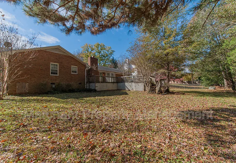 49 Cobblestone Rd — Photo 23