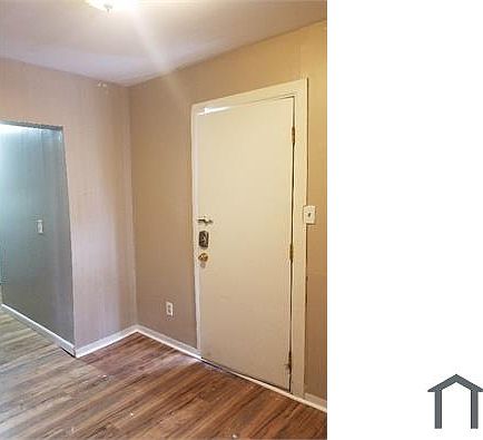 3rd image of 2237 Joliet St #2