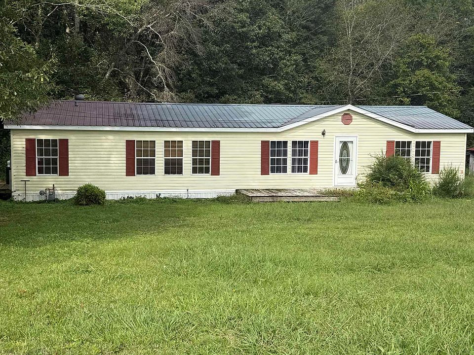 1st image of 325 Oak Dr