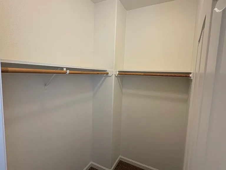 1249 N Julieann Ct — Photo 4