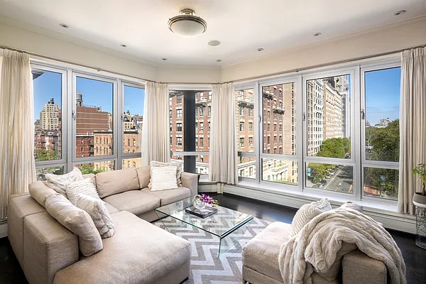 Sold by Douglas Elliman | media 10