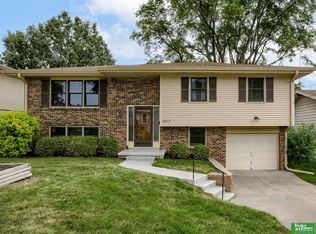 4863 C St, Omaha, NE 68106