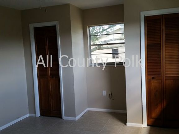 2nd image of 4918 Roosevelt Ave