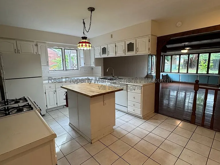 7009 Church St — Photo 5