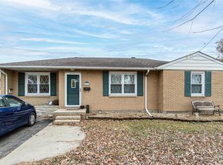 553 Metzger Ave, Wood River, IL 62095