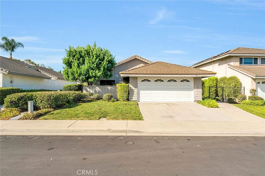 3 bed, 1440 sqft, $5,000 — Photo 1