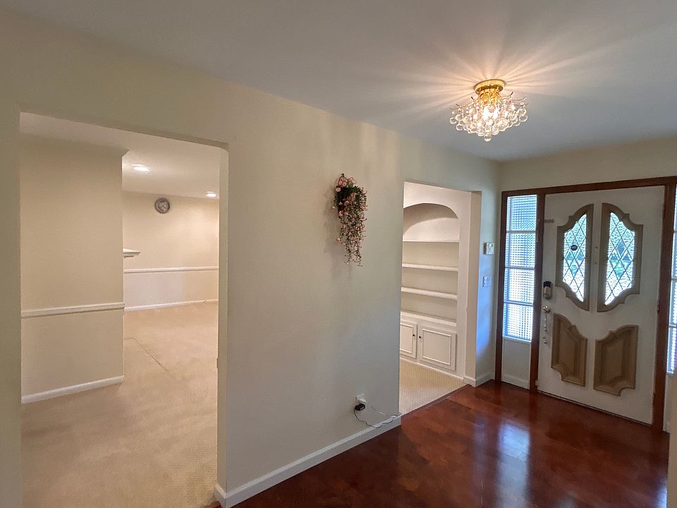 1st image of 879 Grove Ave