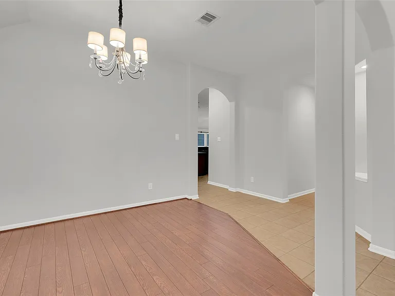 11511 Timberly Park Ln — Photo 6