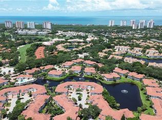 700 L Ambiance Cir #7, Naples, FL 34108