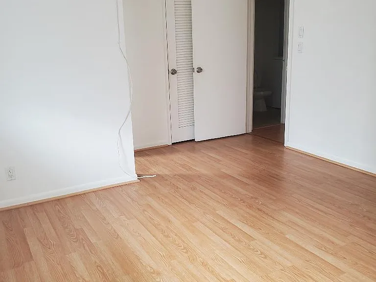 110 Stratford E #H — Photo 12