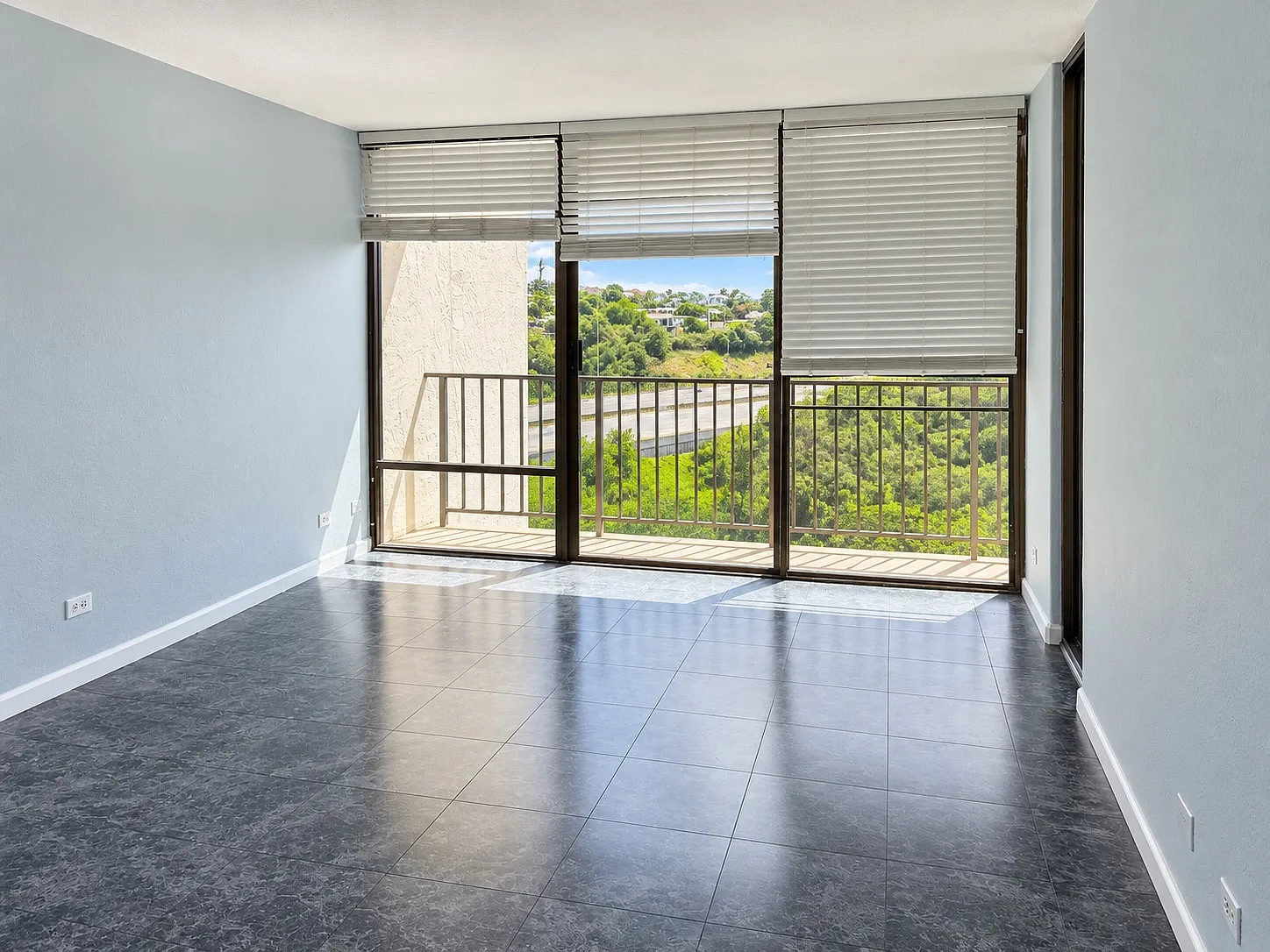 1 bed, 762 sqft, $2,100 — Photo 3