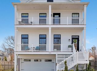 140 Alden St, Fairfield, CT 06824