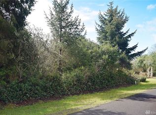 819 Shark Ct SW, Ocean Shores, WA 98569