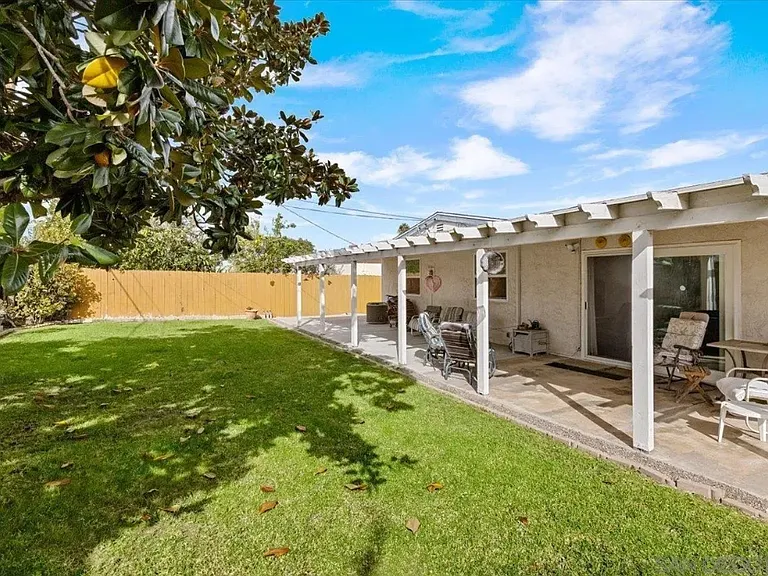 4843 Lehrer Dr — Photo 14