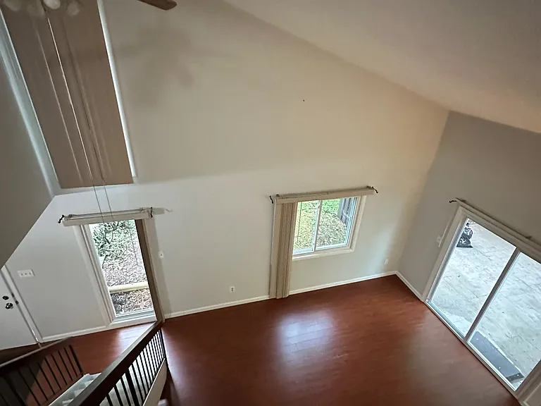20 Regis Cir — Photo 16