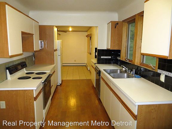 5th image of 3043 Henrydale St