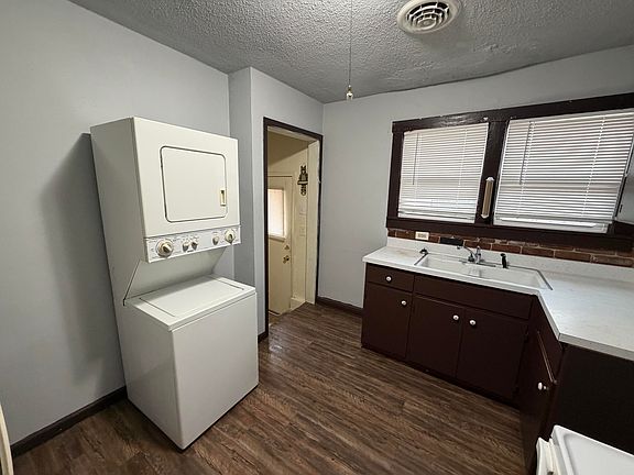 2nd image of 602 W English St