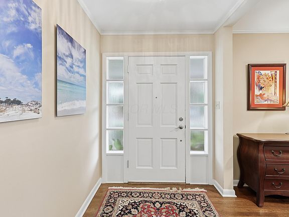 5th image of 2033 Chardon Rd
